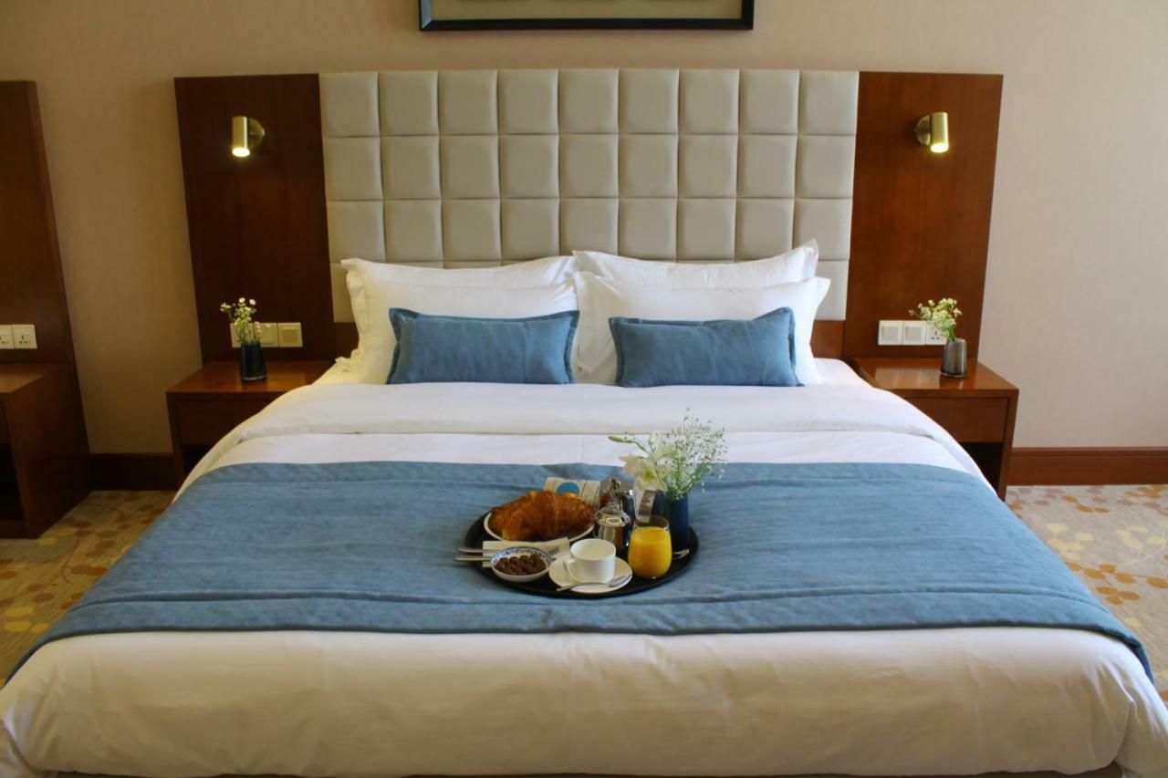 Horizont Hotel Tbilisi Luaran gambar