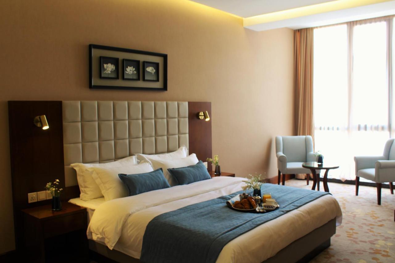 Horizont Hotel Tbilisi Luaran gambar